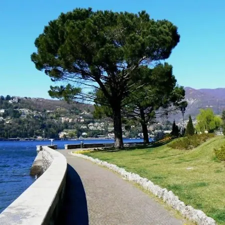 A Due Passi Dal Olimpia's House * Como